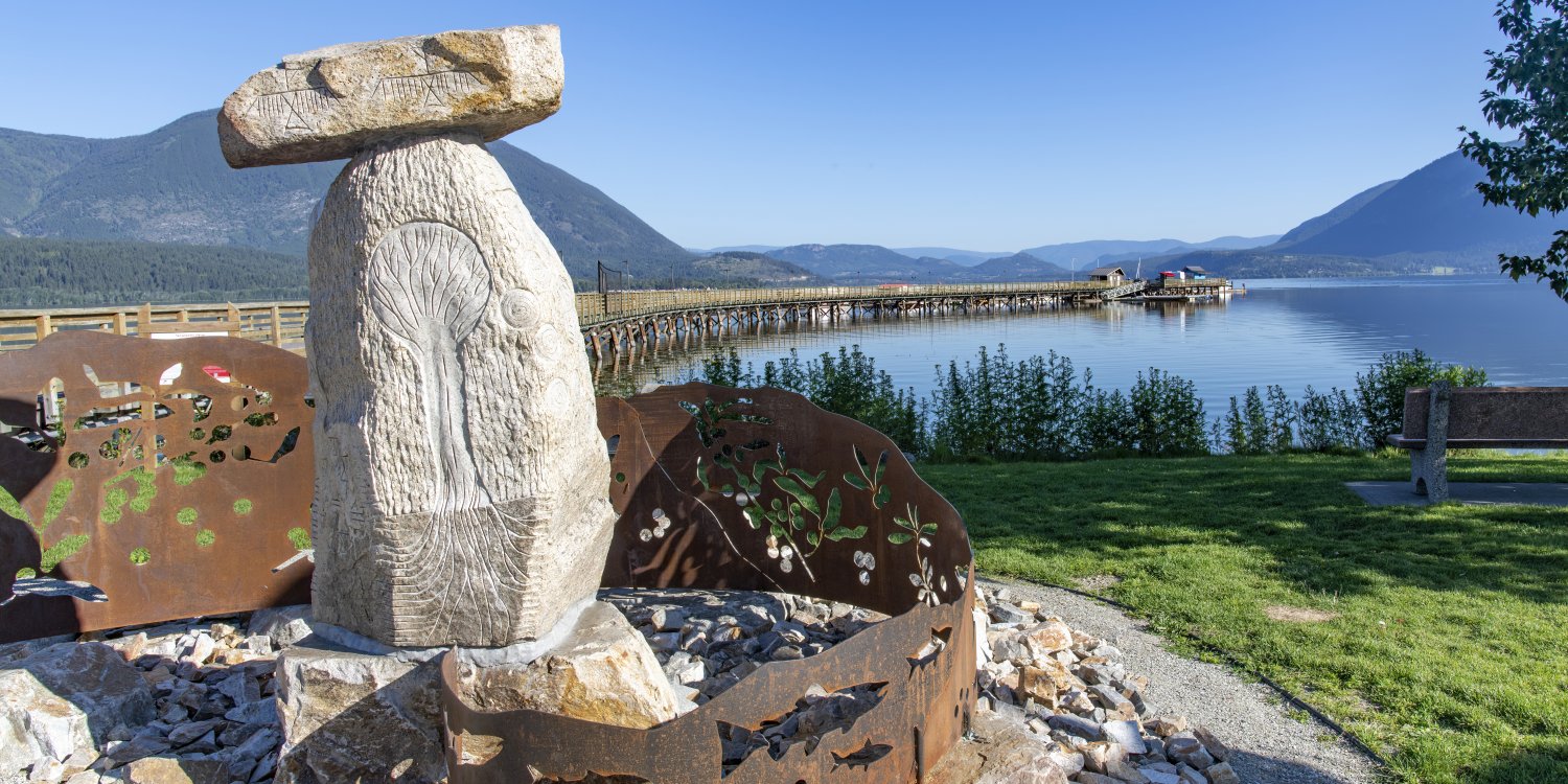 Secwépemc 地标雕塑——萨蒙阿姆